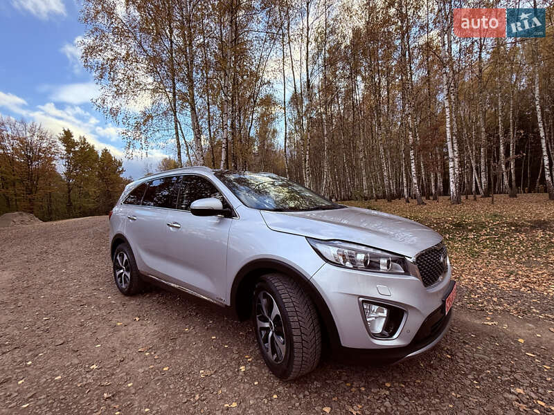 Позашляховик / Кросовер Kia Sorento 2016 в Стрию