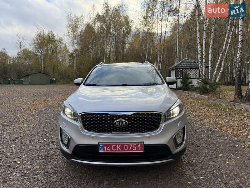 Позашляховик / Кросовер Kia Sorento 2016 в Стрию