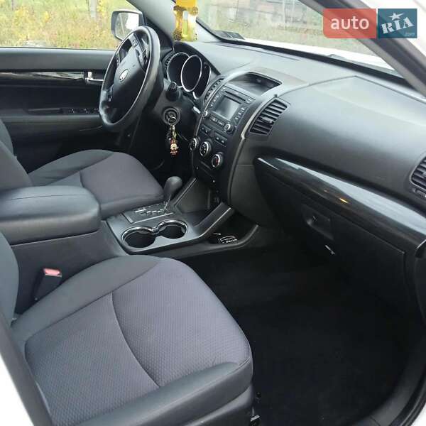 Внедорожник / Кроссовер Kia Sorento 2012 в Белой Церкви фото 7 Внедорожник / Кроссовер Kia Sorento 2012 в Белой Церкви