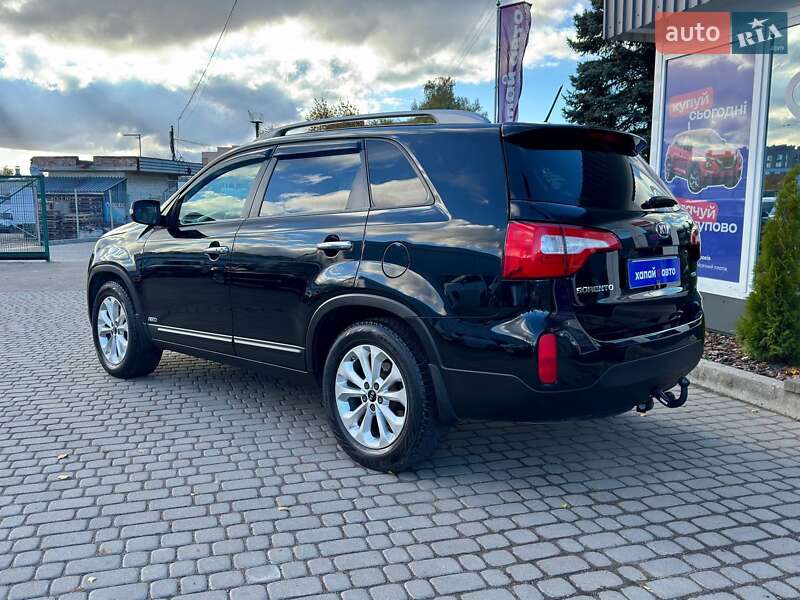 Позашляховик / Кросовер Kia Sorento 2014 в Львові