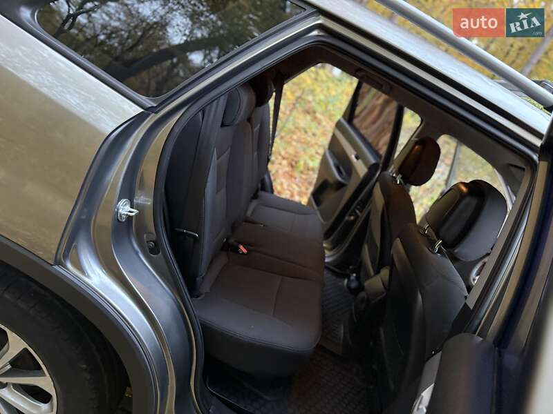 Позашляховик / Кросовер Kia Sorento 2011 в Львові фото 104 Позашляховик / Кросовер Kia Sorento 2011 в Львові