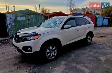 Внедорожник / Кроссовер Kia Sorento 2011 в 