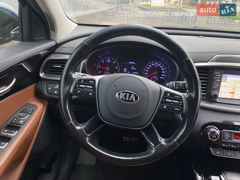 Позашляховик / Кросовер Kia Sorento 2018 в Києві фото 18 Позашляховик / Кросовер Kia Sorento 2018 в Києві