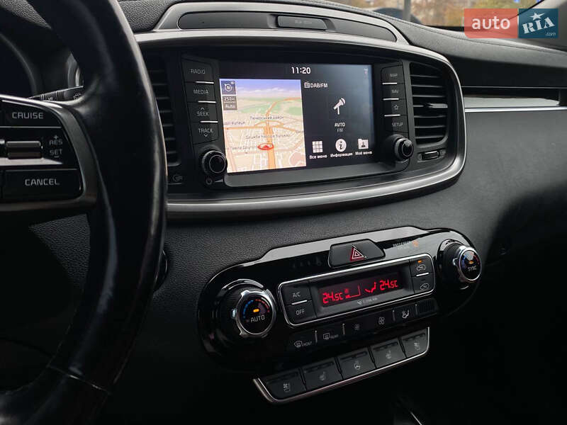Позашляховик / Кросовер Kia Sorento 2018 в Києві фото 23 Позашляховик / Кросовер Kia Sorento 2018 в Києві