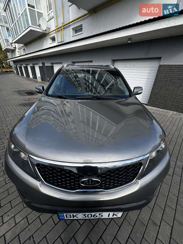 Внедорожник / Кроссовер Kia Sorento 2009 в Ровно