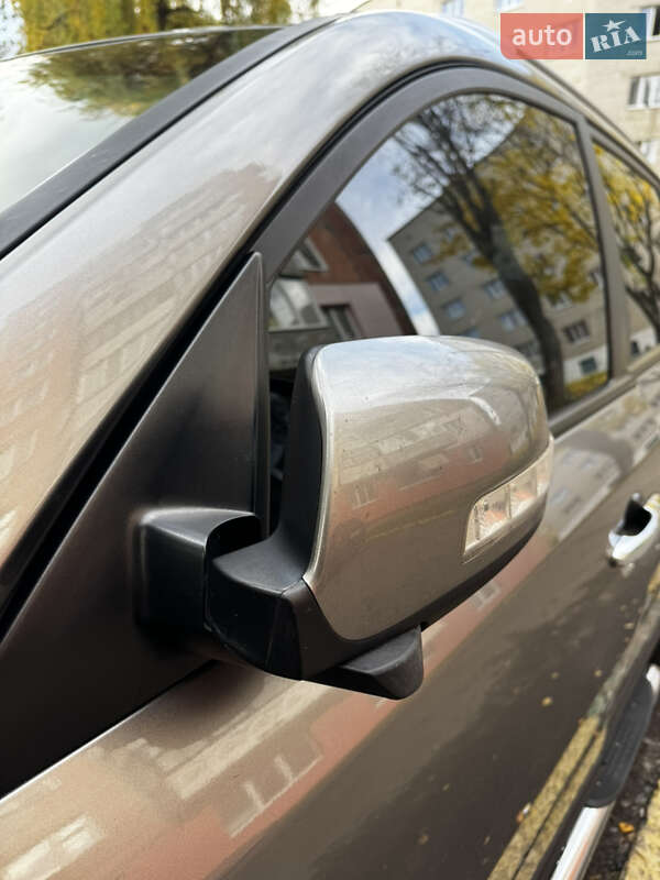 Внедорожник / Кроссовер Kia Sorento 2009 в Ровно