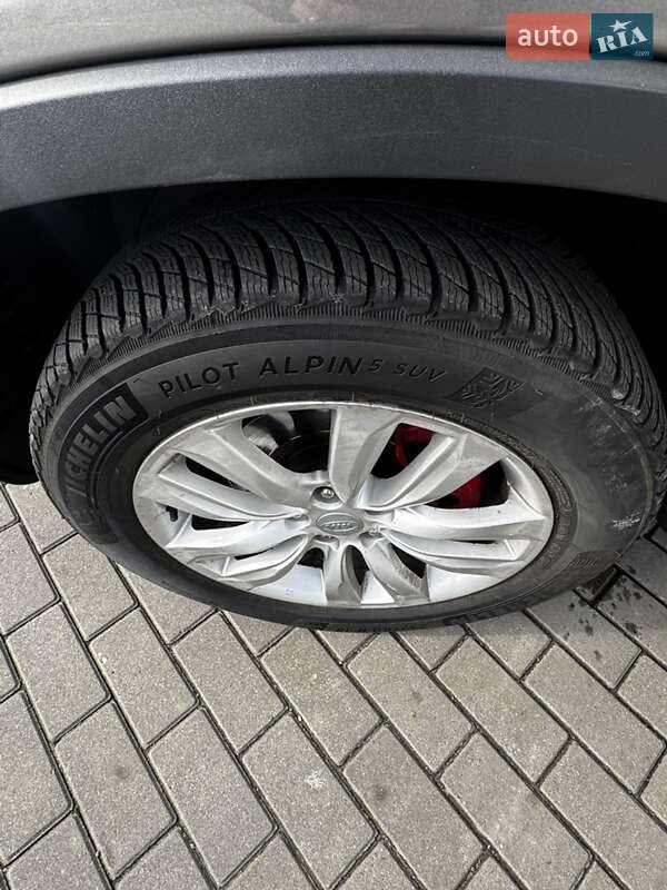 Внедорожник / Кроссовер Kia Sorento 2009 в Ровно