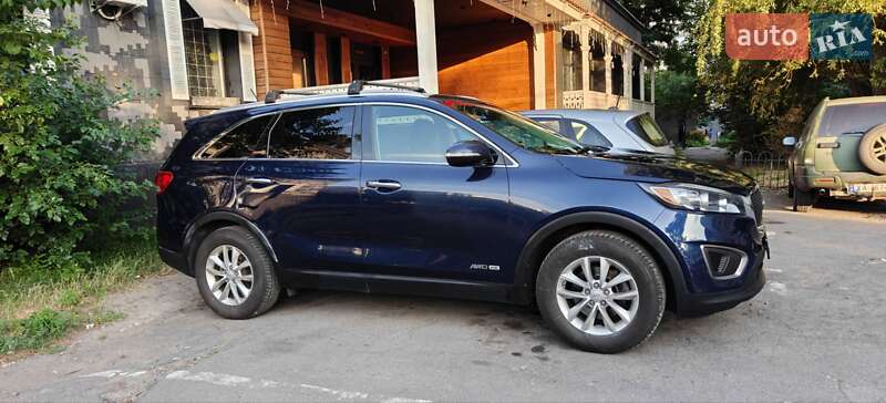 Позашляховик / Кросовер Kia Sorento 2015 в Києві