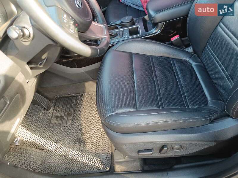 Позашляховик / Кросовер Kia Sorento 2015 в Києві фото 27 Позашляховик / Кросовер Kia Sorento 2015 в Києві