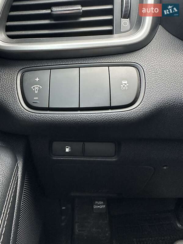 Внедорожник / Кроссовер Kia Sorento 2015 в Сумах