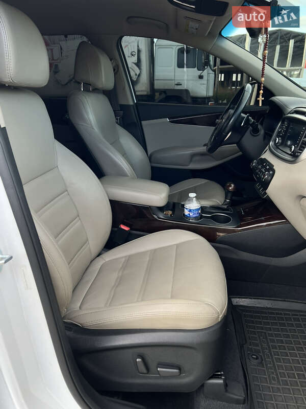 Внедорожник / Кроссовер Kia Sorento 2016 в Киеве фото 18 Внедорожник / Кроссовер Kia Sorento 2016 в Киеве