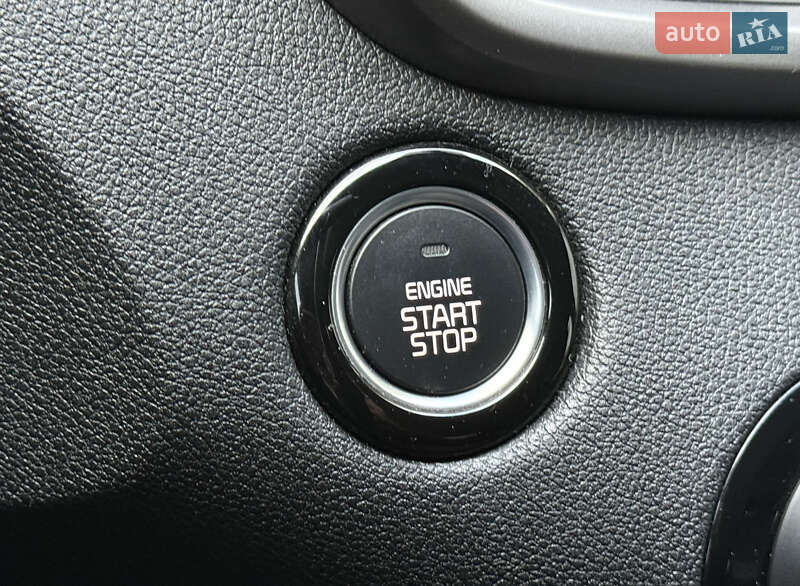 Внедорожник / Кроссовер Kia Sorento 2017 в Одессе