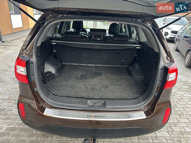 Внедорожник / Кроссовер Kia Sorento 2012 в Бородянке фото 17 Внедорожник / Кроссовер Kia Sorento 2012 в Бородянке