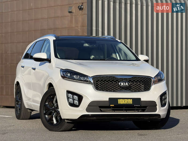 Внедорожник / Кроссовер Kia Sorento 2017 в Киеве