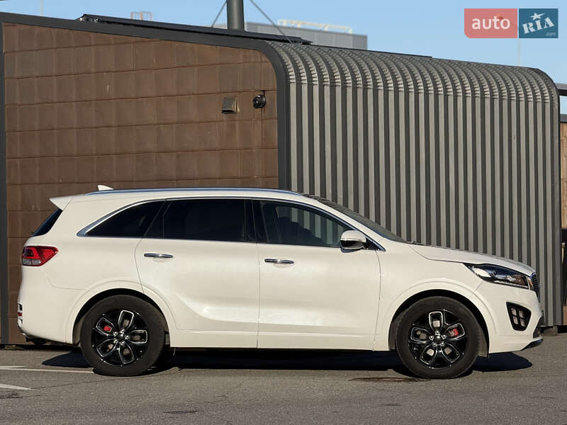 Внедорожник / Кроссовер Kia Sorento 2017 в Киеве