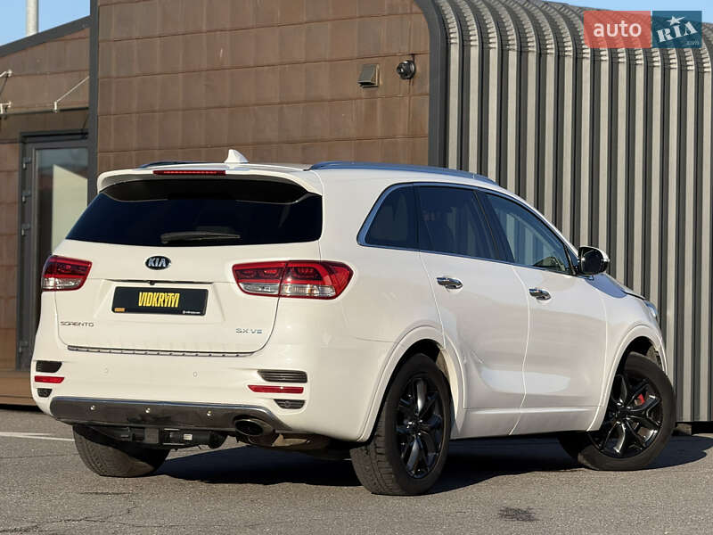 Внедорожник / Кроссовер Kia Sorento 2017 в Киеве