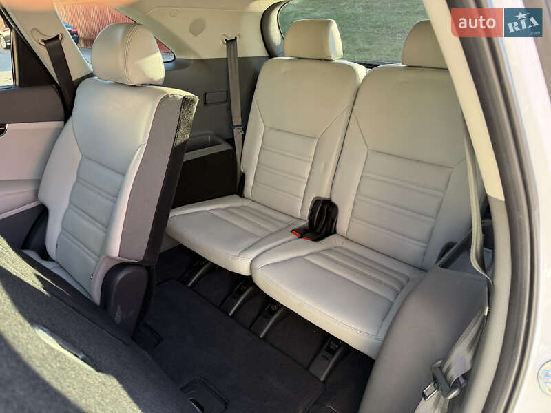 Внедорожник / Кроссовер Kia Sorento 2017 в Киеве