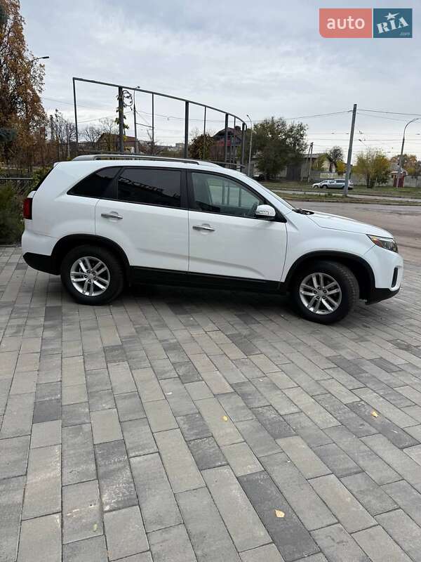 Внедорожник / Кроссовер Kia Sorento 2013 в Харькове фото 9 Внедорожник / Кроссовер Kia Sorento 2013 в Харькове