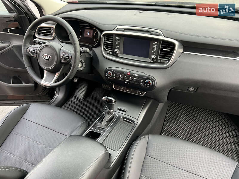 Позашляховик / Кросовер Kia Sorento 2016 в Трускавці фото 26 Позашляховик / Кросовер Kia Sorento 2016 в Трускавці