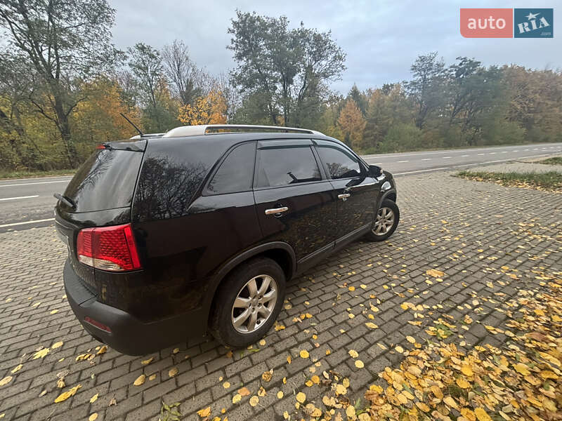 Внедорожник / Кроссовер Kia Sorento 2012 в Красилове
