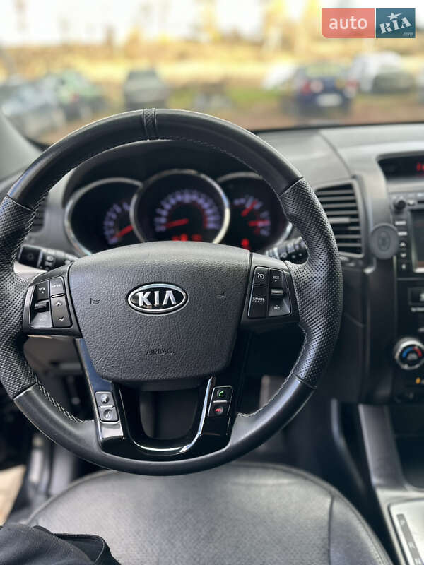 Внедорожник / Кроссовер Kia Sorento 2012 в Львове фото 10 Внедорожник / Кроссовер Kia Sorento 2012 в Львове