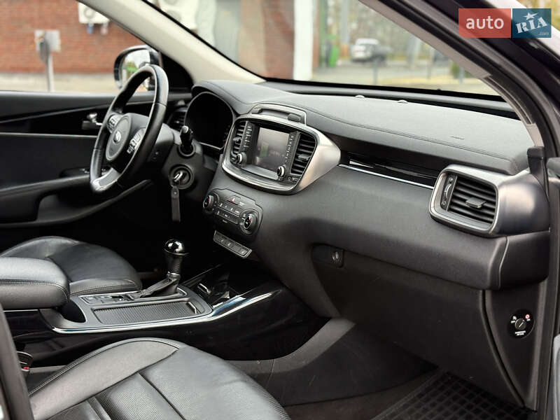 Внедорожник / Кроссовер Kia Sorento 2015 в Луцке фото 41 Внедорожник / Кроссовер Kia Sorento 2015 в Луцке