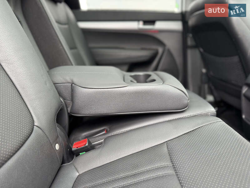 Внедорожник / Кроссовер Kia Sorento 2014 в Луцке фото 89 Внедорожник / Кроссовер Kia Sorento 2014 в Луцке