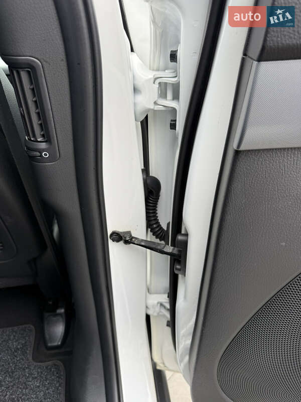 Внедорожник / Кроссовер Kia Sorento 2014 в Луцке фото 127 Внедорожник / Кроссовер Kia Sorento 2014 в Луцке