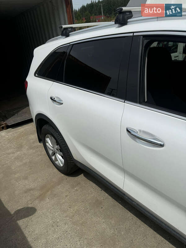 Внедорожник / Кроссовер Kia Sorento 2016 в Киеве