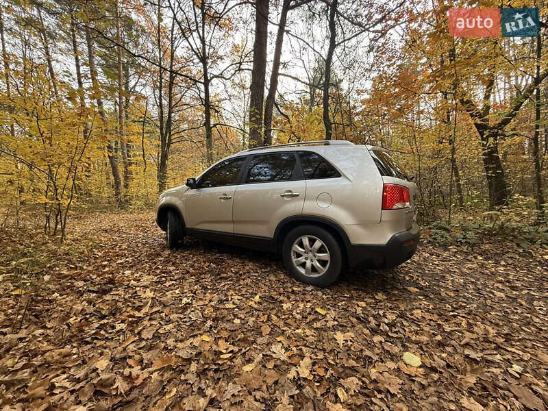 Внедорожник / Кроссовер Kia Sorento 2010 в Шептицькому