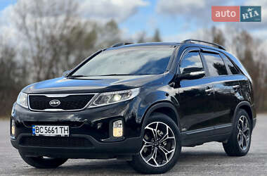 Внедорожник / Кроссовер Kia Sorento 2012 в Новояворовске