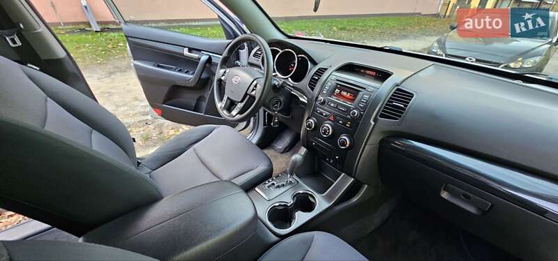 Позашляховик / Кросовер Kia Sorento 2013 в Києві фото 7 Позашляховик / Кросовер Kia Sorento 2013 в Києві