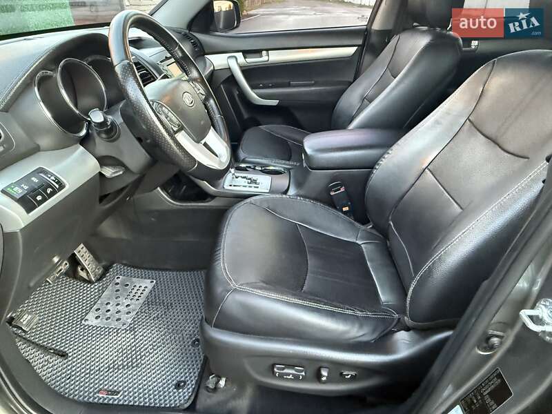 Внедорожник / Кроссовер Kia Sorento 2011 в Борисполе фото 38 Внедорожник / Кроссовер Kia Sorento 2011 в Борисполе