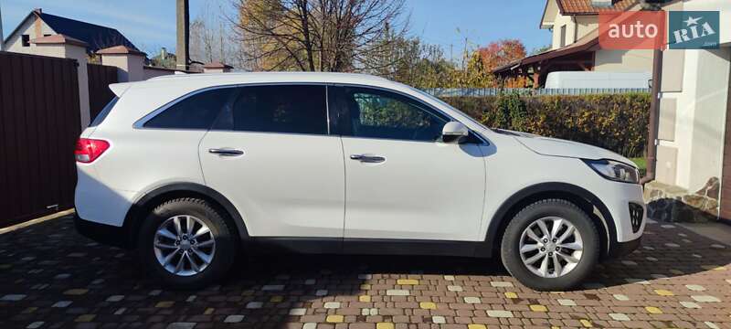 Позашляховик / Кросовер Kia Sorento 2016 в Броварах