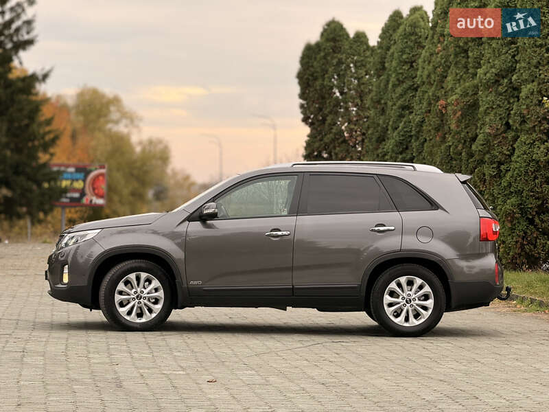 Позашляховик / Кросовер Kia Sorento 2014 в Дубні