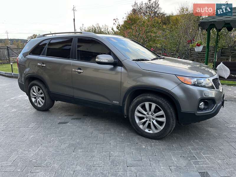 Внедорожник / Кроссовер Kia Sorento 2012 в Костополе фото 3 Внедорожник / Кроссовер Kia Sorento 2012 в Костополе