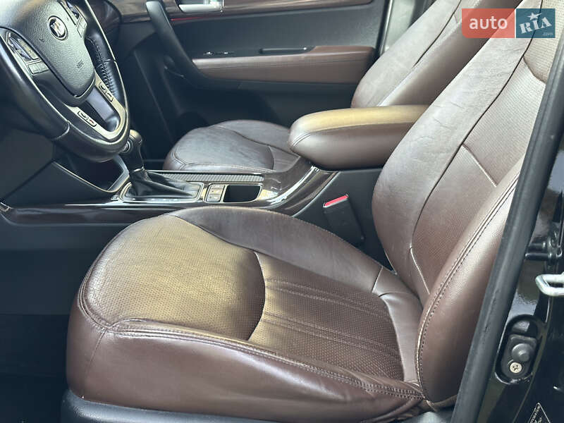 Позашляховик / Кросовер Kia Sorento 2013 в Стрию