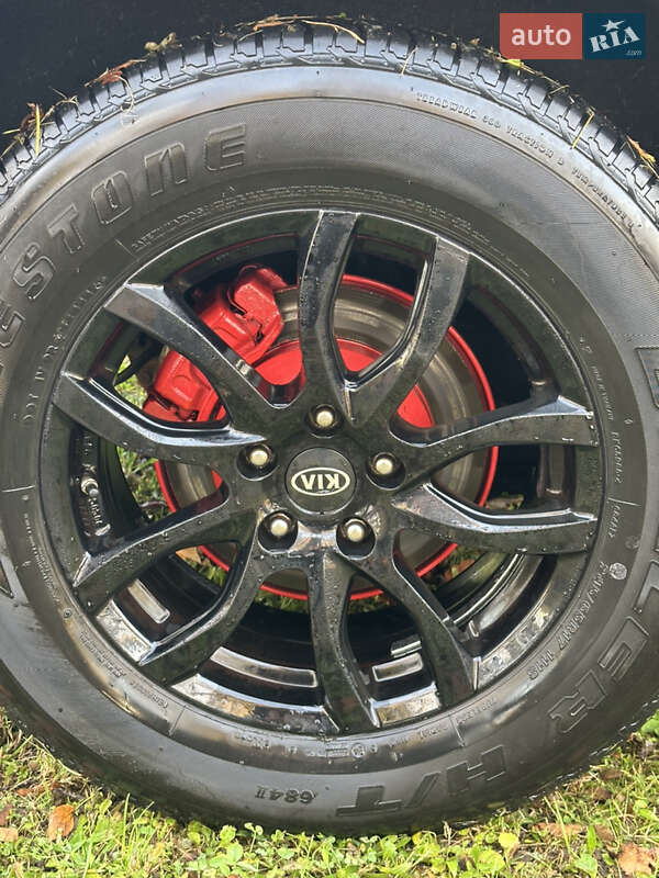 Позашляховик / Кросовер Kia Sorento 2013 в Стрию