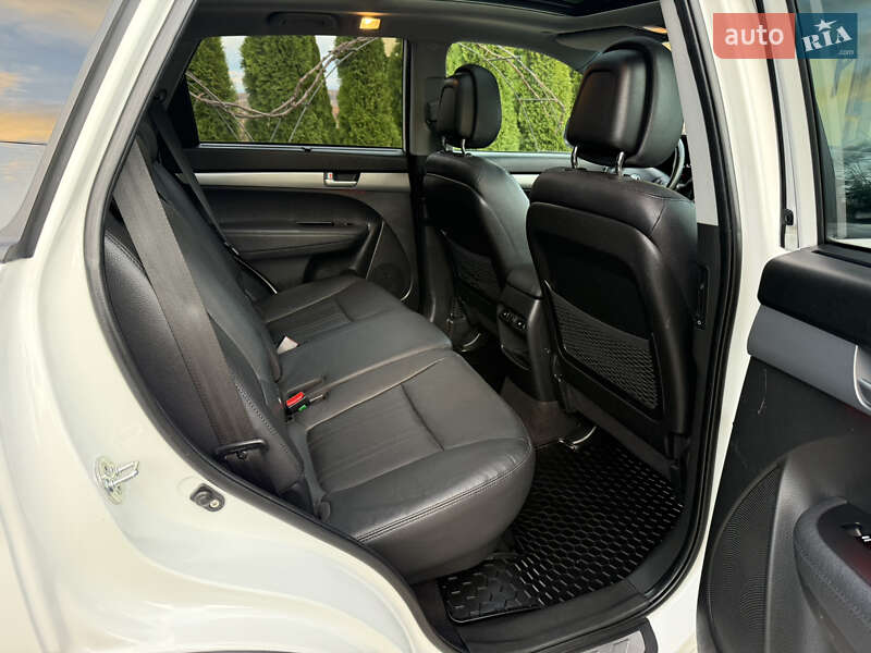 Внедорожник / Кроссовер Kia Sorento 2014 в Ивано-Франковске