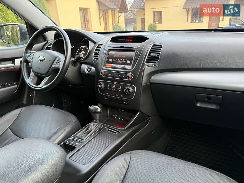 Внедорожник / Кроссовер Kia Sorento 2014 в Ивано-Франковске