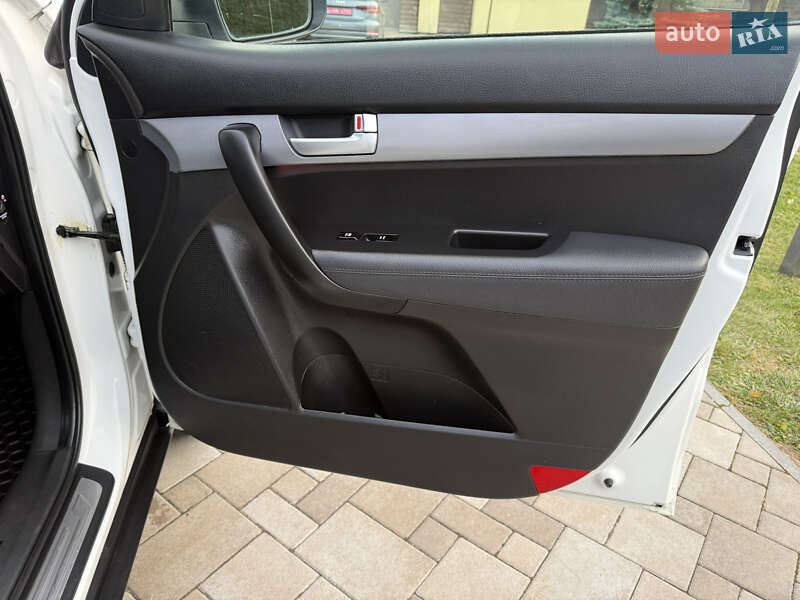 Внедорожник / Кроссовер Kia Sorento 2014 в Ивано-Франковске