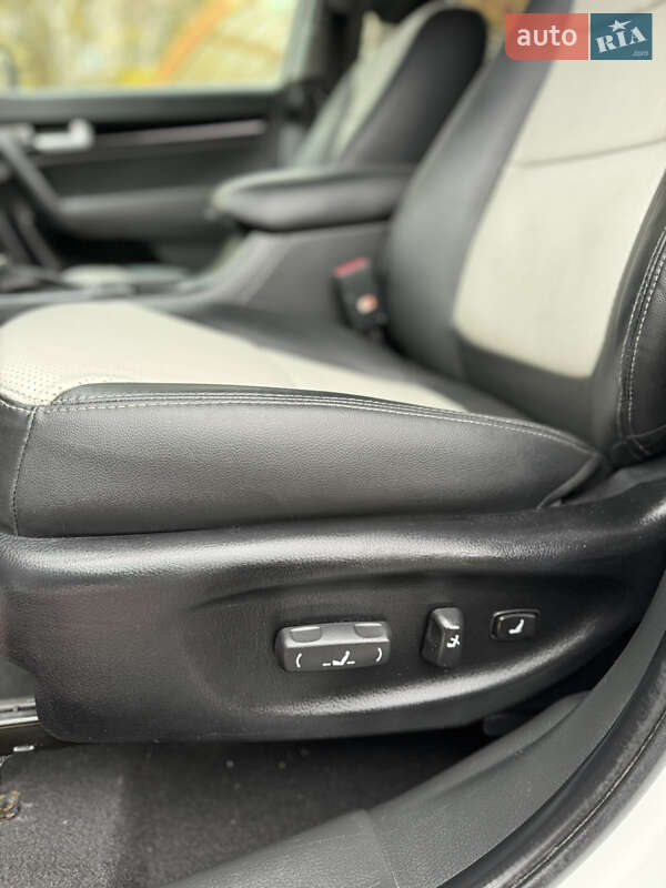 Позашляховик / Кросовер Kia Sorento 2014 в Рівному фото 29 Позашляховик / Кросовер Kia Sorento 2014 в Рівному