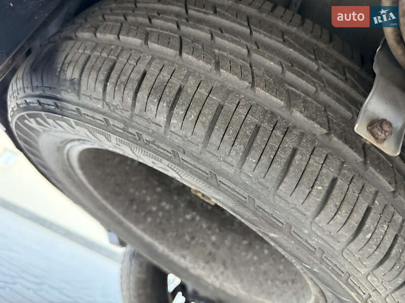 Внедорожник / Кроссовер Kia Sorento 2010 в Самборе