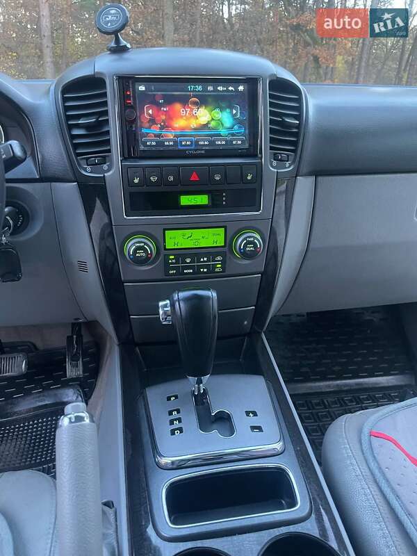 Позашляховик / Кросовер Kia Sorento 2007 в Новояворівську