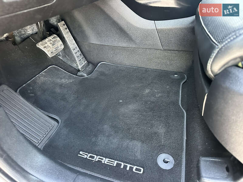 Позашляховик / Кросовер Kia Sorento 2015 в Дубні фото 31 Позашляховик / Кросовер Kia Sorento 2015 в Дубні
