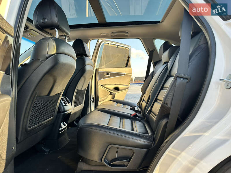 Позашляховик / Кросовер Kia Sorento 2015 в Дубні фото 64 Позашляховик / Кросовер Kia Sorento 2015 в Дубні