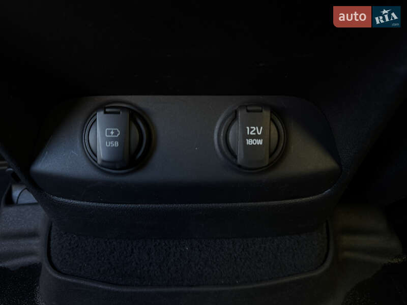 Внедорожник / Кроссовер Kia Sorento 2019 в Виннице фото 39 Внедорожник / Кроссовер Kia Sorento 2019 в Виннице