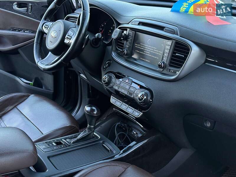 Внедорожник / Кроссовер Kia Sorento 2017 в Львове фото 33 Внедорожник / Кроссовер Kia Sorento 2017 в Львове