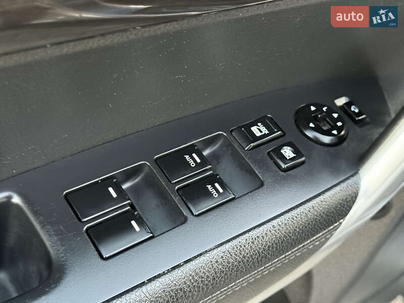 Внедорожник / Кроссовер Kia Sorento 2010 в Виннице фото 48 Внедорожник / Кроссовер Kia Sorento 2010 в Виннице