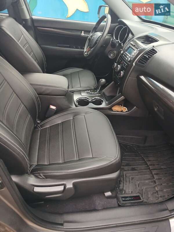 Внедорожник / Кроссовер Kia Sorento 2011 в Киеве фото 2 Внедорожник / Кроссовер Kia Sorento 2011 в Киеве
